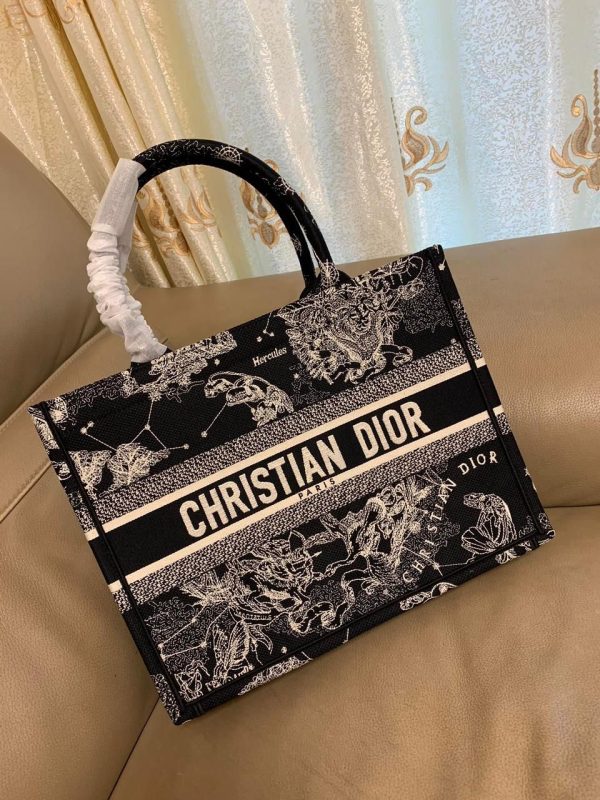 Dior Book ToTe