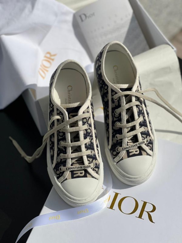 Dior Oblique Canvas B23