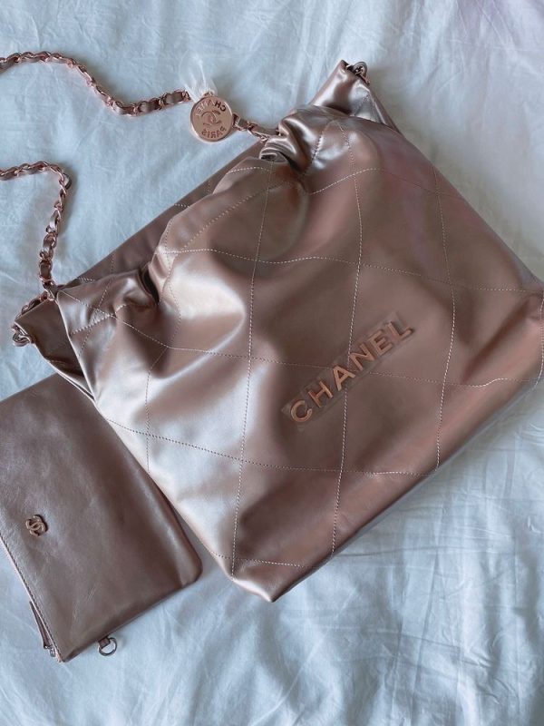 Chanel 22 Tote Bag - Image 2