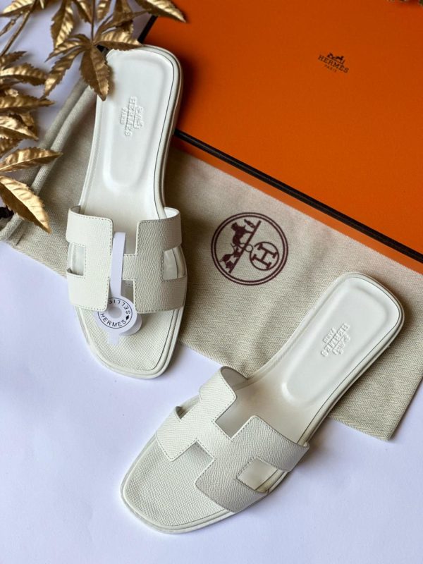 Hermes Oran Slippers - Image 2
