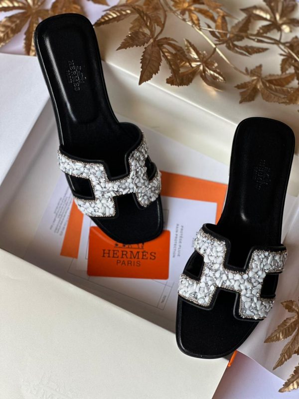 Hermes Oran Sandal Crystals - Image 3