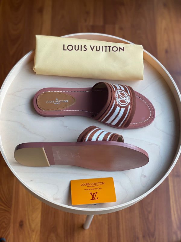 Louis Vuitton Slippers
