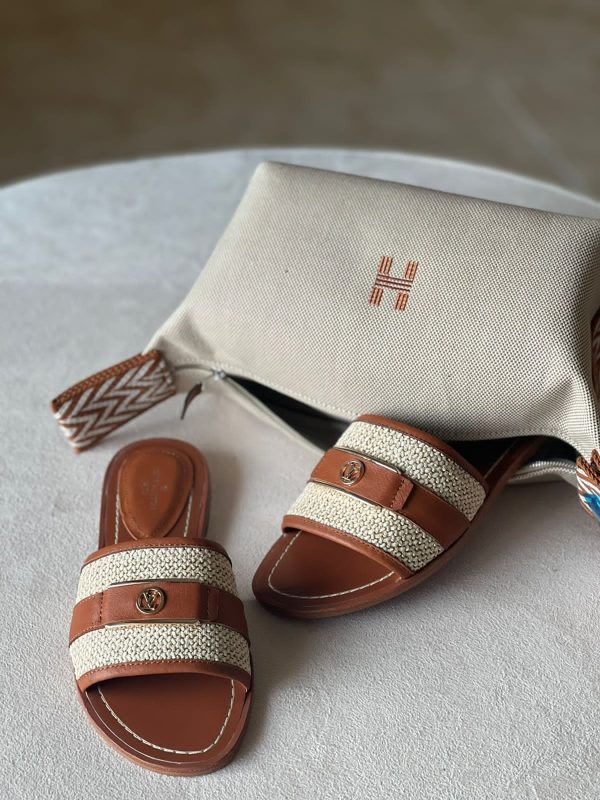 Hermes Slippers For Women - Image 3