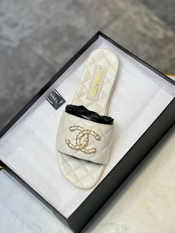 Chanel slippers - Image 3