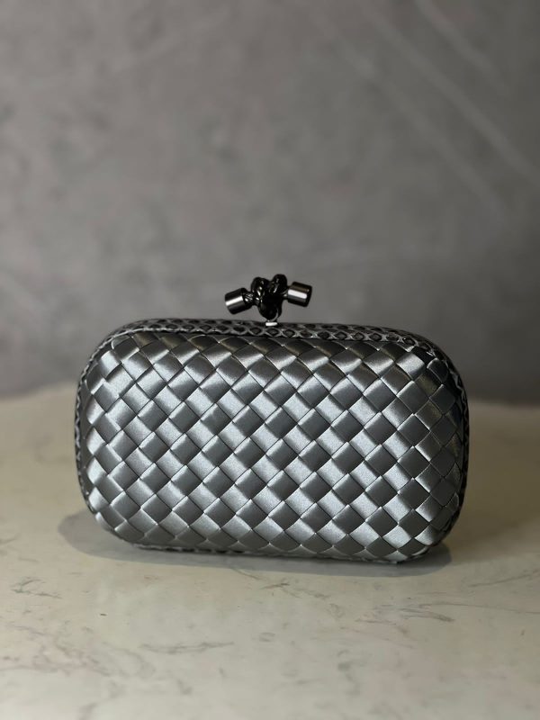 Bottega Veneta Knot Clutch Bag - Image 9
