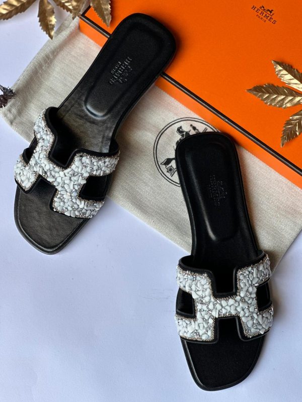 Oran Hermes Slippers - Image 5