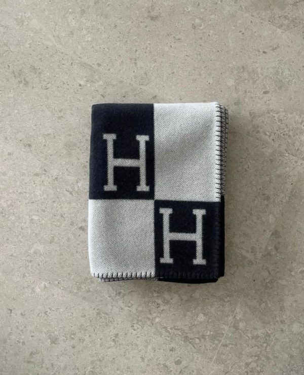 Hermes Avalon Blanket