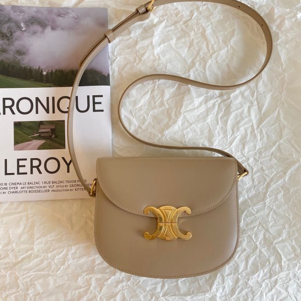 Teen Besace Triomphe In Shiny Calfskin - Image 2