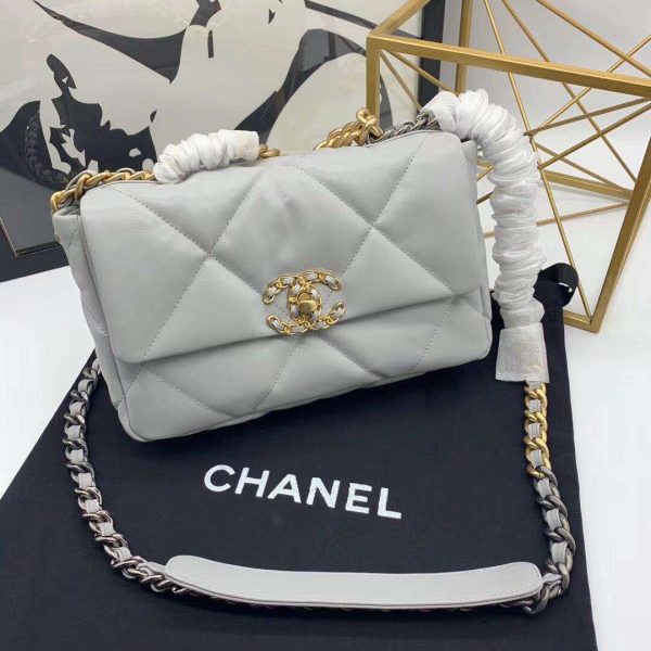 Chanel 19 Flap Bag - Image 9