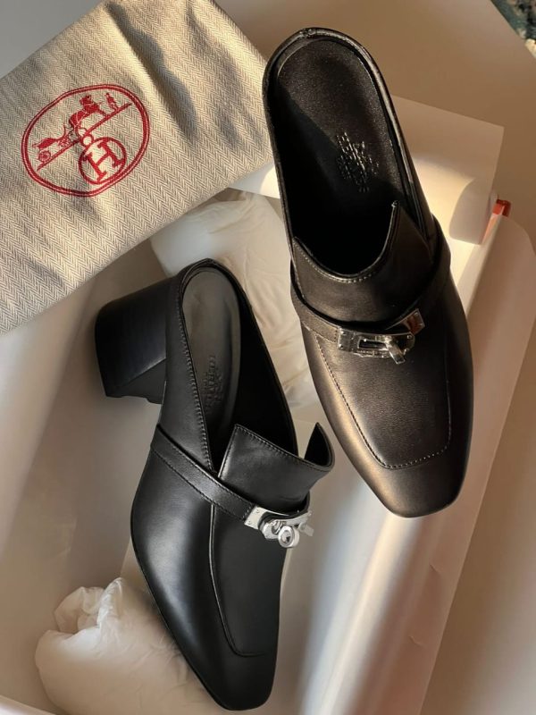 Hermes Blossom Mule - Image 3