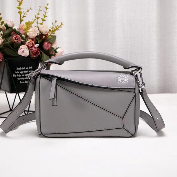 Loewe Puzzle Edge Top Handle Bag - Image 3