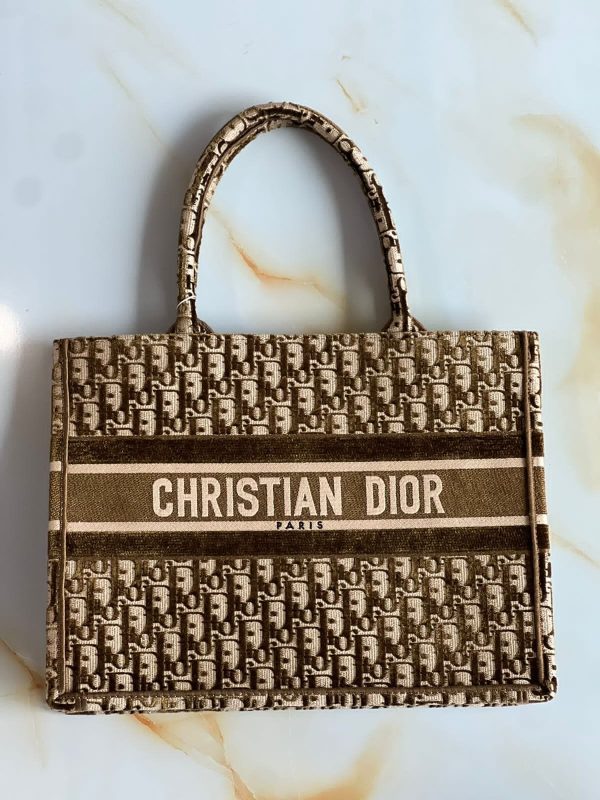 Dior Medium Book Tote - Image 4