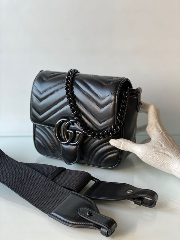 GG Marmont Quilted Shoulder Bag - Image 3