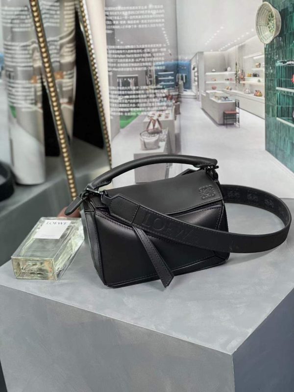 Loewe Puzzle Edge Bag In Satin Calfskin - Image 8