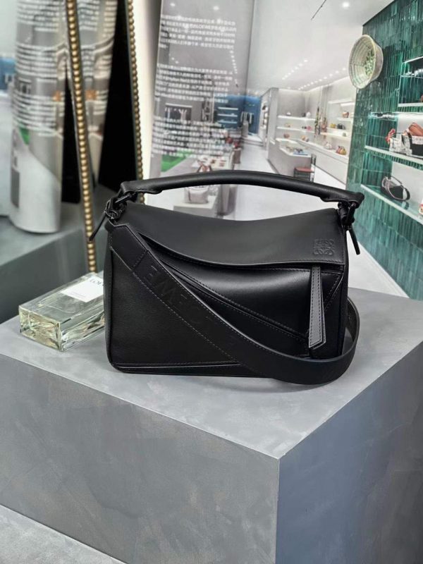 Loewe Puzzle Edge Bag In Satin Calfskin - Image 3