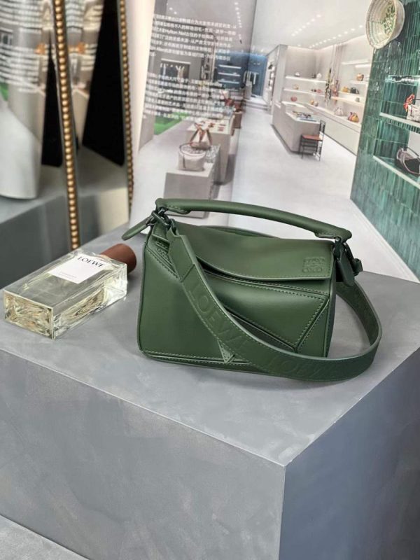 Loewe Puzzle Edge Bag In Satin Calfskin - Image 7