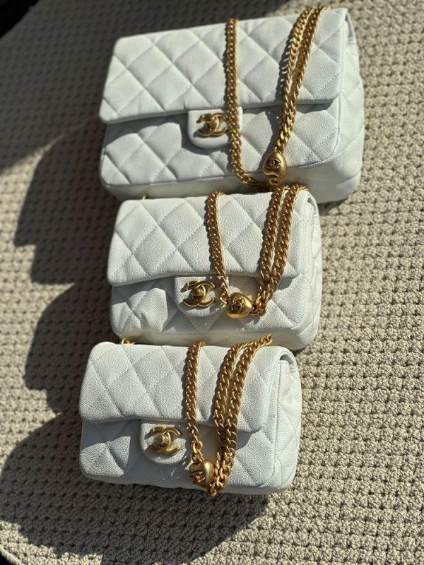 Chanel Classic Flap Bag - Image 2