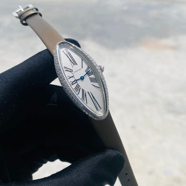 Cartier Baignoire Allongée Watch