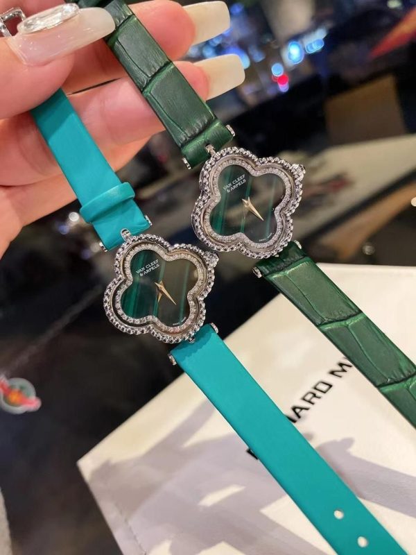 Van Cleef & Arpels Alhambra Watch - Image 2