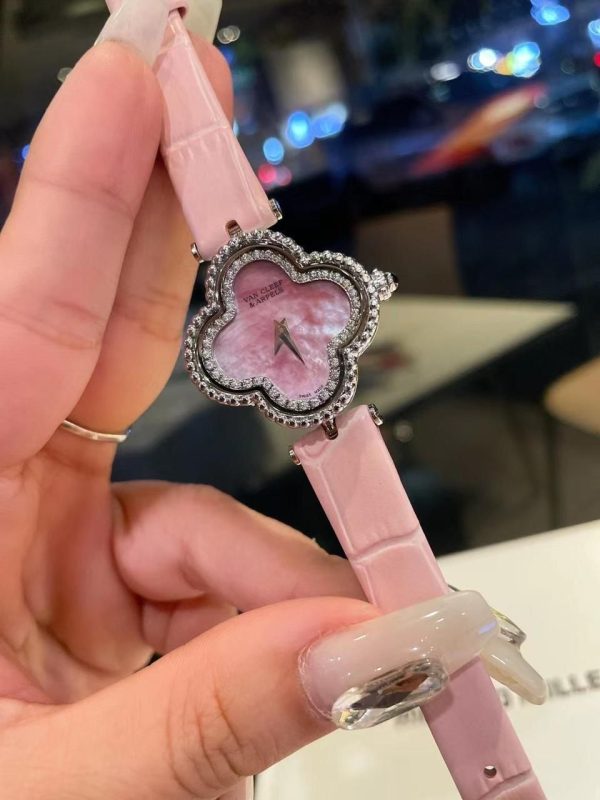 Van Cleef & Arpels Alhambra Watch