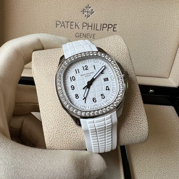 Patek Philippe Aquanaut Luce Diamond Watch - Image 7