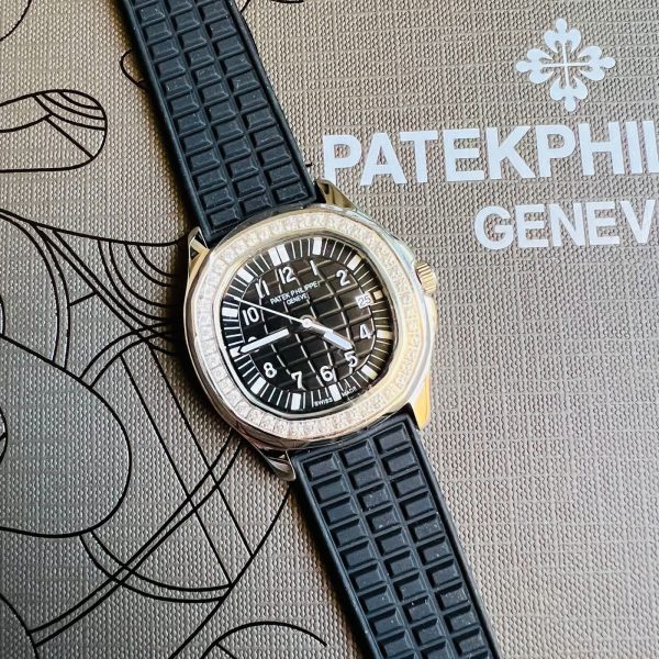 Patek Philippe Aquanaut Luce Diamond Watch - Image 8