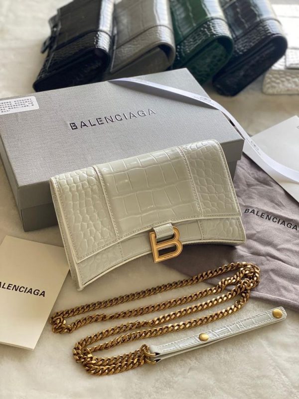 Balenciaga Hourglass Wallet On Chain - Image 3