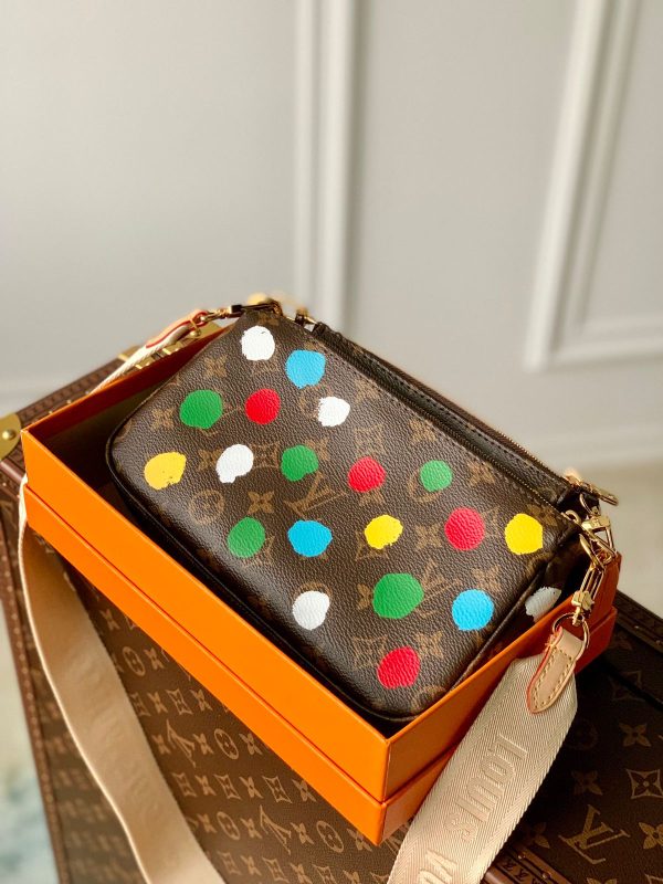 Lv X Yk Multi Pochette Accessoires - Image 2