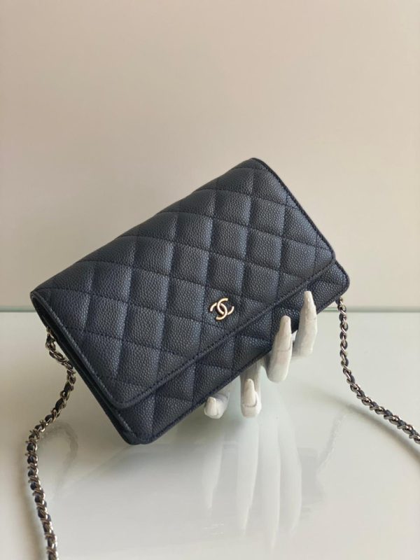Chanel Caviar Wallet On Chain - Image 2