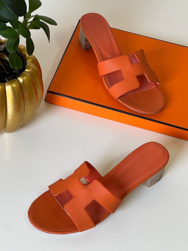 Hermes Oran Leather Sandal - Image 3