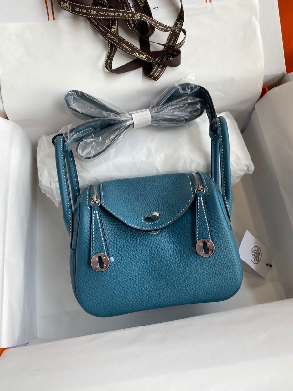 Hermes Lindy Mini Shoulder Bag - Image 6