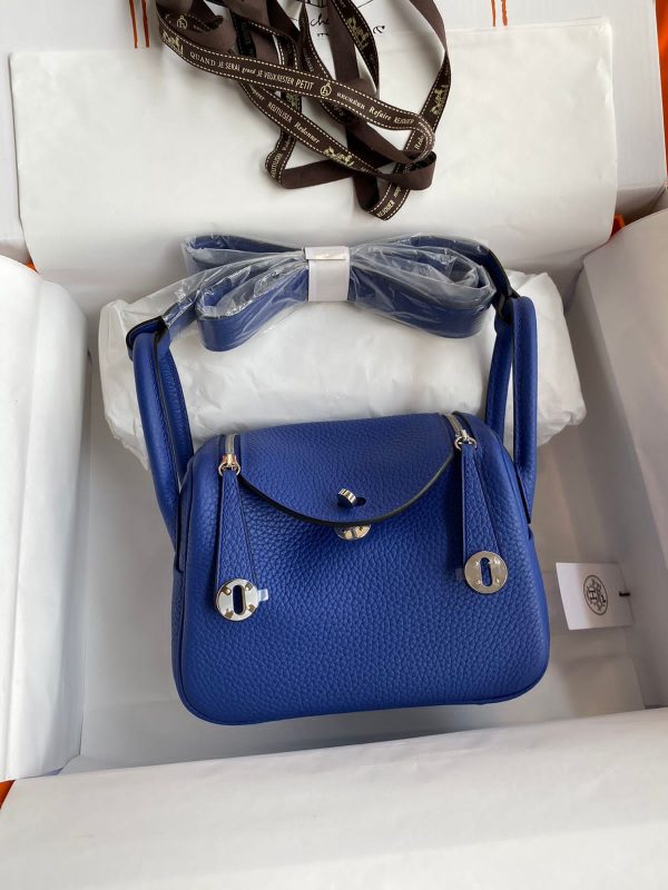 Hermes Lindy Mini Shoulder Bag - Image 10
