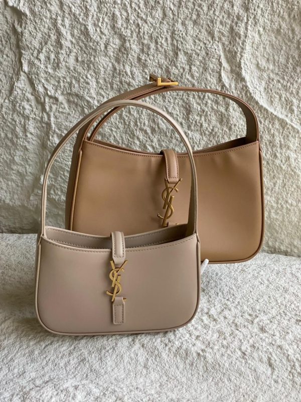 Ysl Le 5 À 7 Leather Shoulder Bag - Image 5