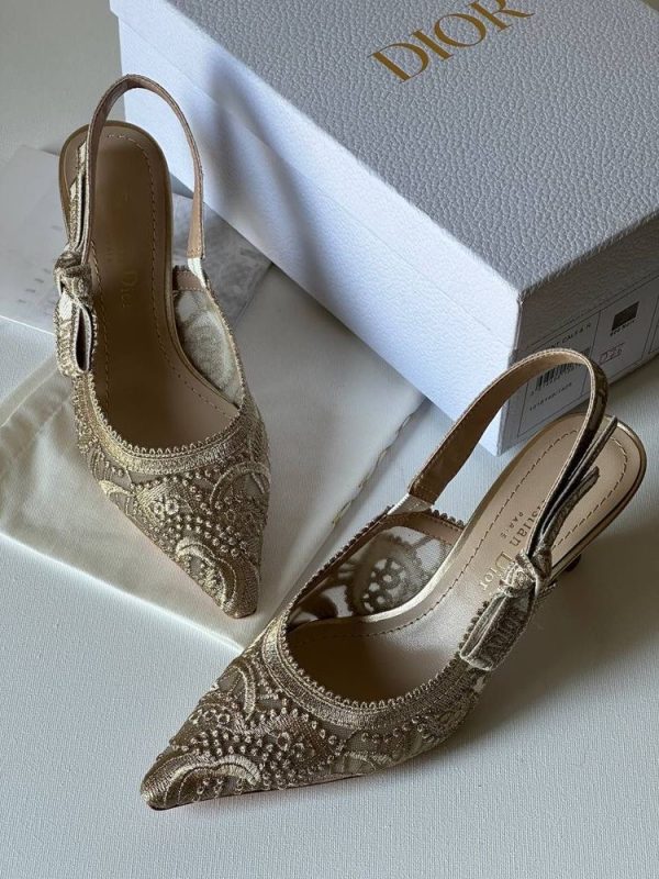 J'adior Slingback Pump