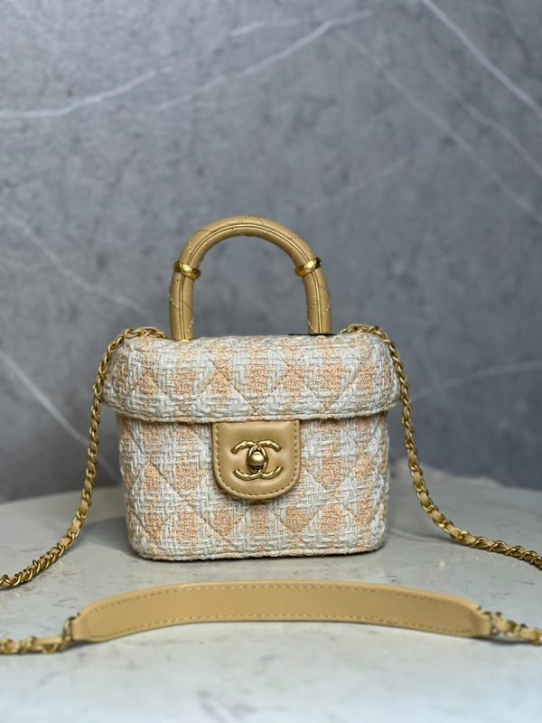 Chanel Top Handle Small Vanity Case - Image 2