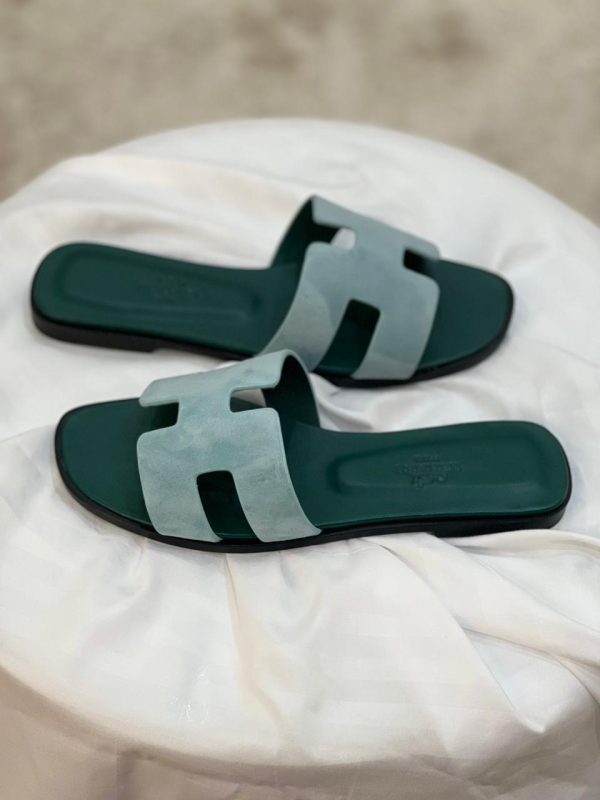 Hermes Oran Leather Sandal - Image 6