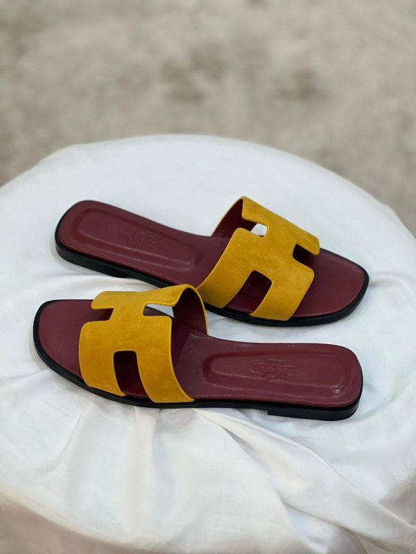 Hermes Oran Leather Sandal - Image 5