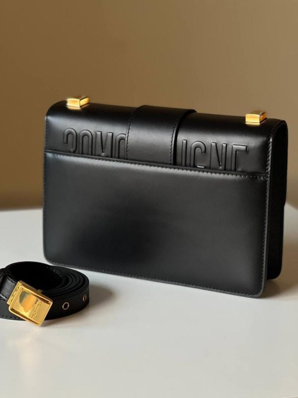 Dior 30 Montaigne East West Bag - Image 8