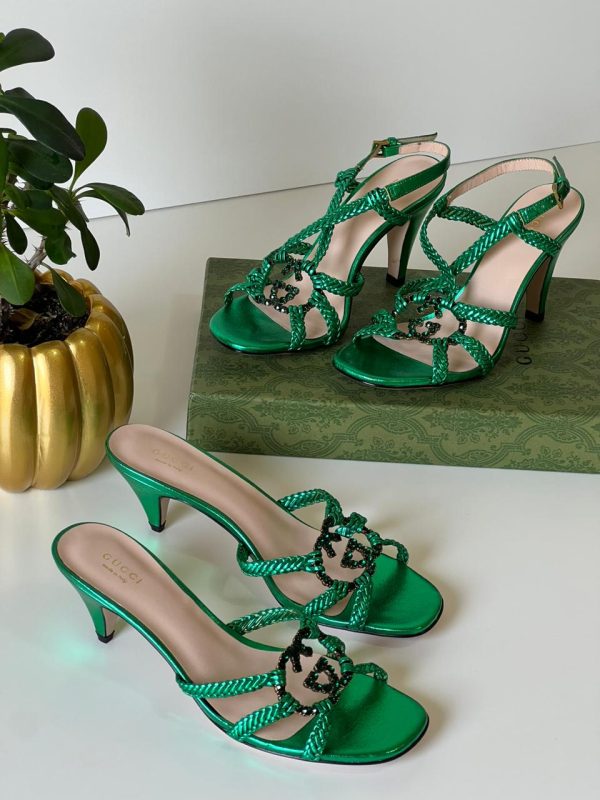 Gucci Isa Crystal-Embellished Leather Sandals - Image 7