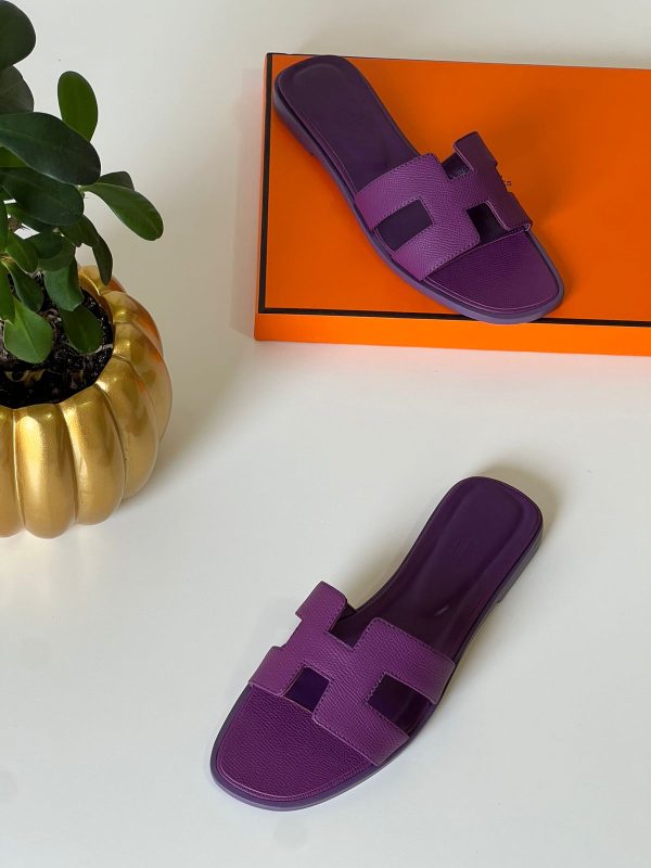 Hermes Oran Leather Sandal - Image 2
