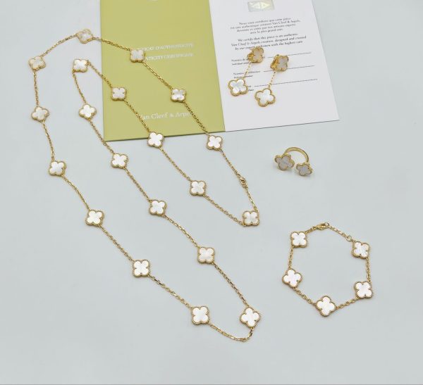 Van Cleef & Arpels Magic Alhambra Necklace - Image 8