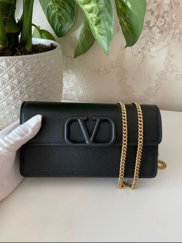 Valentino Garavani Vring Wallet On Chain - Image 3
