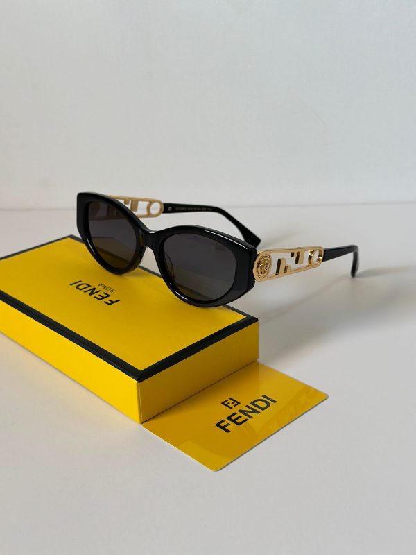 Fendi Fendace Fendi V2 Sunglasses