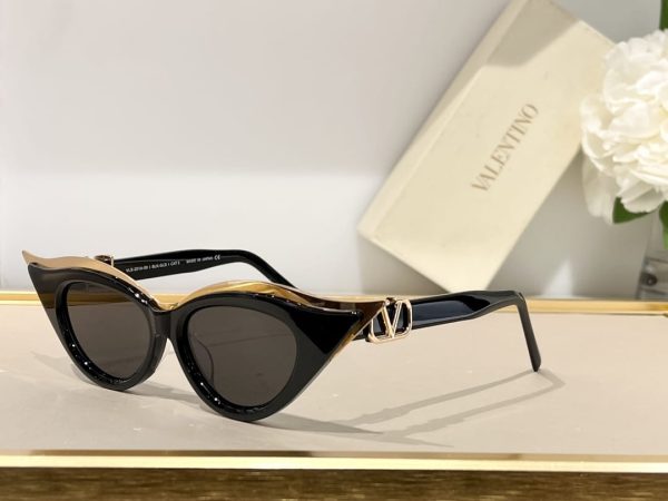 Valentino V-Goldcut Cat Eye Sunglass - Image 3