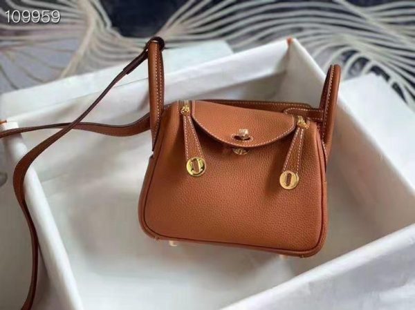 Hermes Lindy Ostrich Small Bag - Image 2