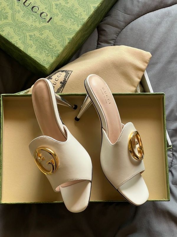 Gucci Blondie Leather Slide Sandal - Image 2