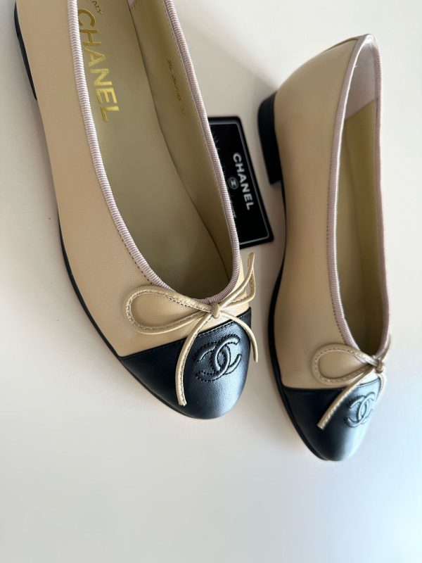 Chanel Espadrilles Lambskin Beige Flat - Image 5
