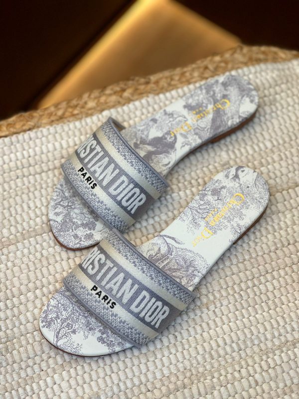 Dior Dway Embroidered Cotton Sandals - Image 3