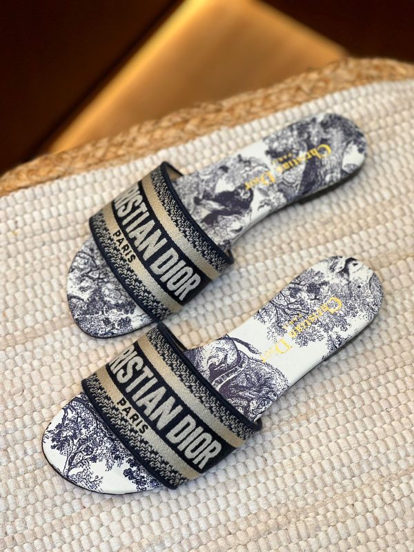 Dior Dway Embroidered Cotton Sandals - Image 5