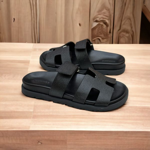 Hermes Chypre Sandals In Pink - Image 6